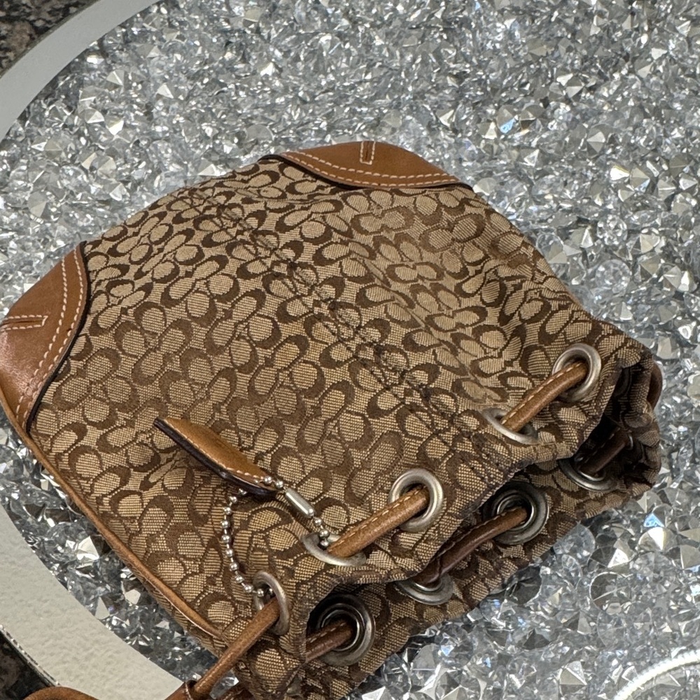 Coach vintage rare Y2K soho Brown Signature drawstring bucket Wristlet - Picture 11 of 16